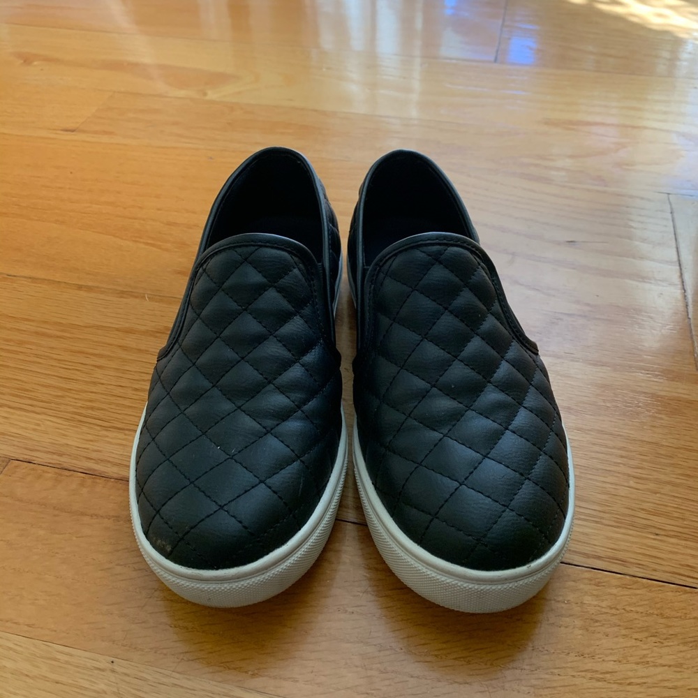 🛑sold🛑Steve Madden black Ecentrcq sneaker